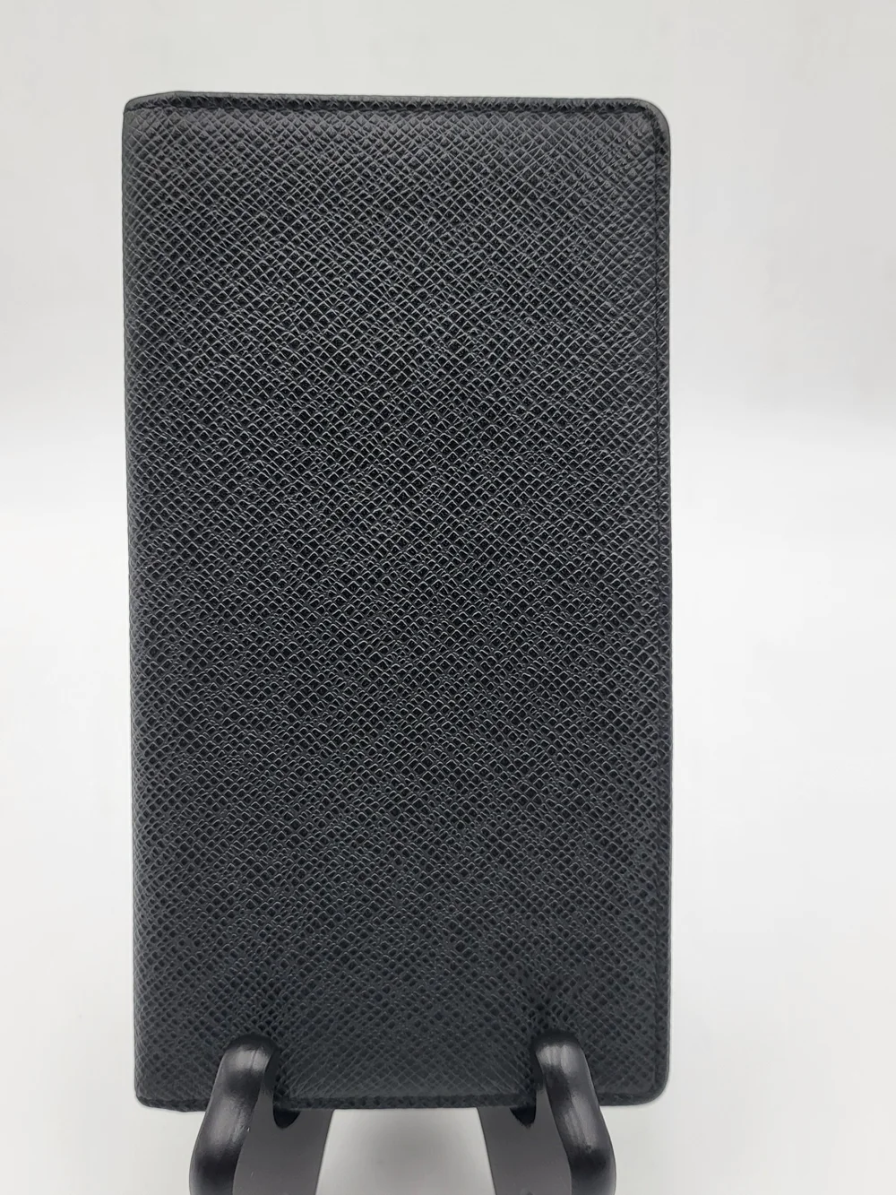 LOUIS VUITTON Taiga Porte Valeurs Organizer Wallet Black..Authentic..